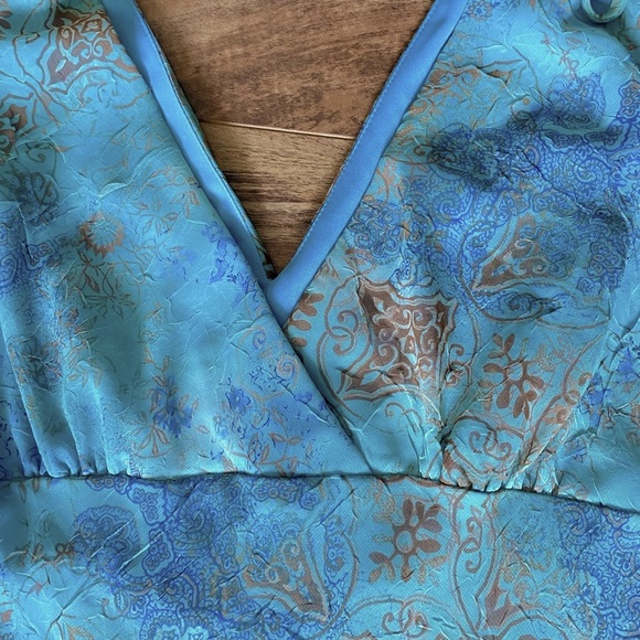 Beautiful Bohemian Design Dress - Picture 3 of 16